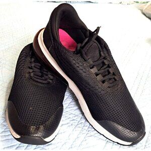 Avia 02 Air Women's 9 Black Mesh Low Cut Lace-Up Sneakers